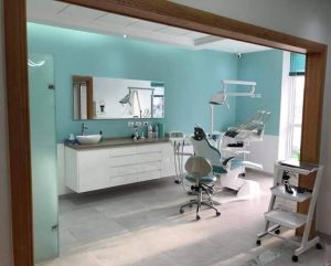 Dentiste à Sousse Tesnim Blel / Laser et soins dentaires