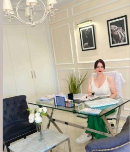 Dr Ines Zinelabidine / Soins esthétique et anti-âge Sousse Khezama