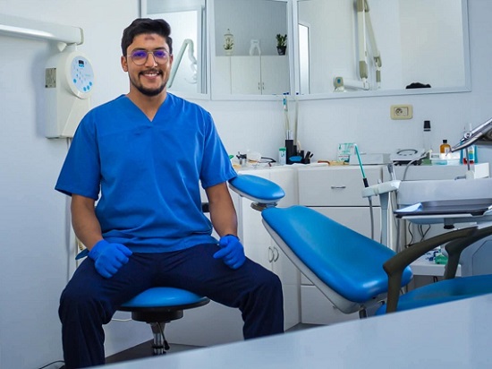 Endodontiste implantologiste à Sousse / Dr Haythem Zarrouk