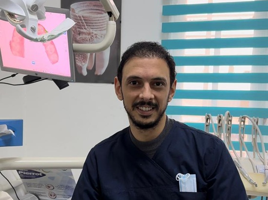 Implantologiste Ala Eddinne Mili / Chirurgien dentiste à Jemmal