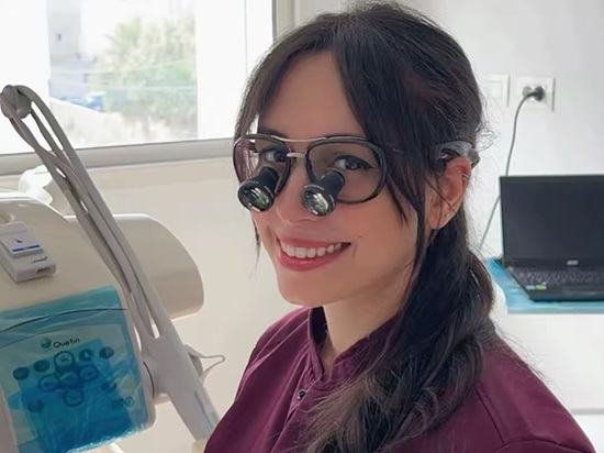 Dentiste à l'Aouina et cité El Wahat / Dr Cyrine Manai